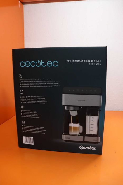 Полуавтоматична кафемашина Cecotec Power Instant-ccino 20 Touch Series Nera, 1350 W, 20 бара за налягане, 1.4 л