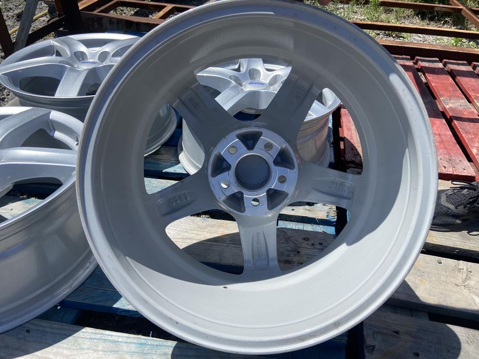 5х112 18 чисто нови джанти