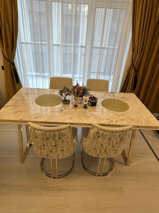 Masa de dining moderna tip marmura