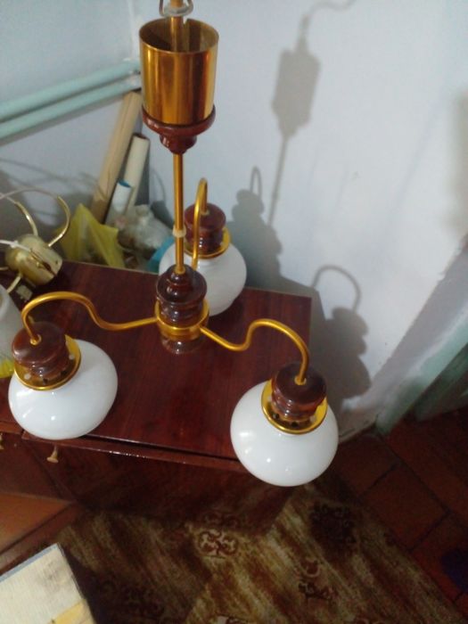 Потолочная люстра