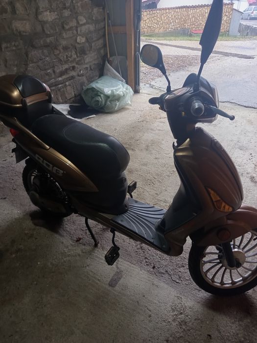 Scuter electric de vanzare