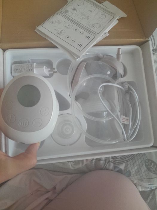 Помпа за кърма Кангаро 40лв много малко ползвана.