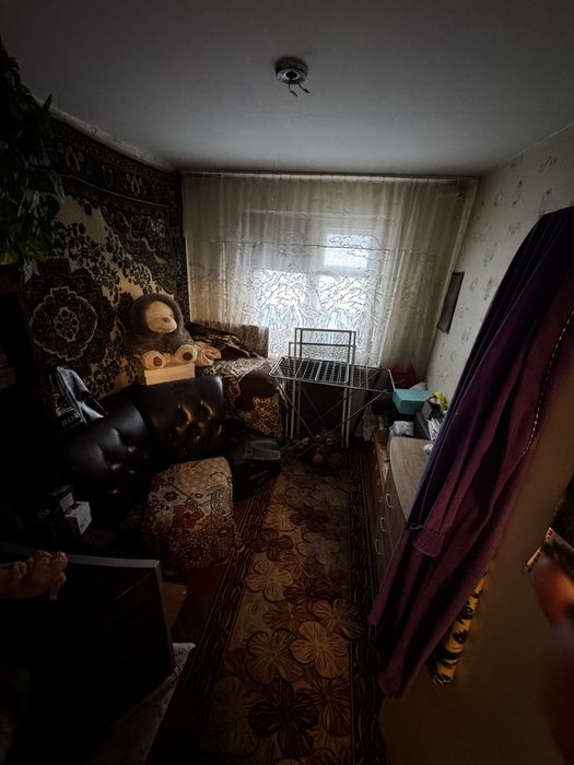 Продам 4х комнатную квартиру