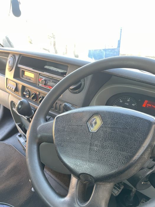 Renault master basculabil.