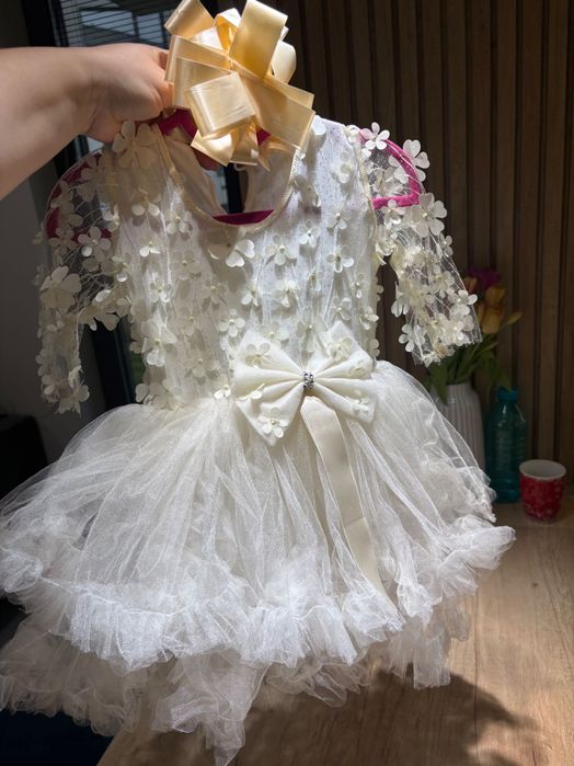 Детска рокля шита по поръчка