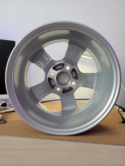 Janta noua Dezent TX R14 5.5×14 4×100 CB:60.1 ET35 Renault Clio Symbol