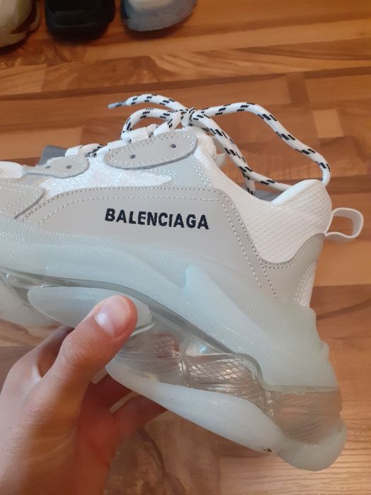 Balenciaga triple s clear white