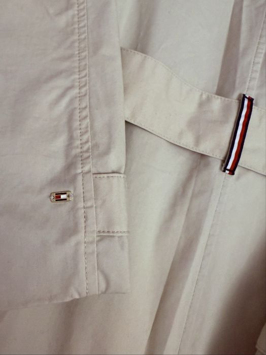 Тренч от Tommy Hilfiger