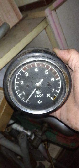 Предлагам части за Иж Планета 2 МЗ 175, балкан 250 , Ява 250  зид 200