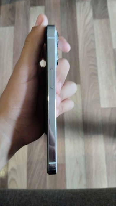 Продам Iphone 13 pro