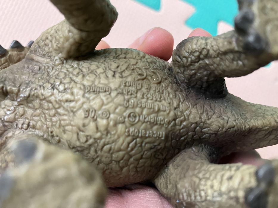 Schleich 2005 Triceratops