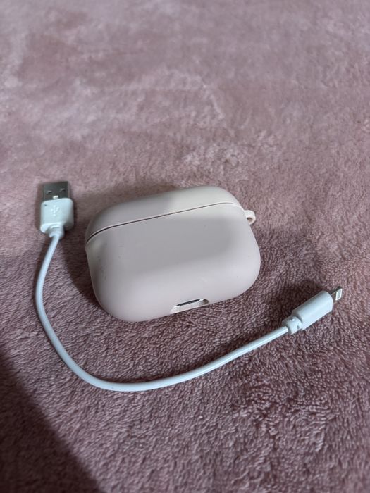 Caști wireless model AirPods Pro 2