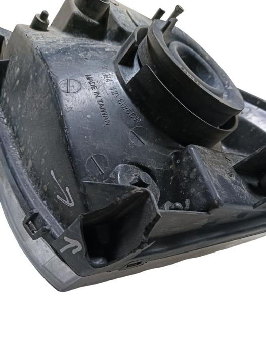 Far Dreapta Fata Nissan X-Trail T30 2001 - 2013