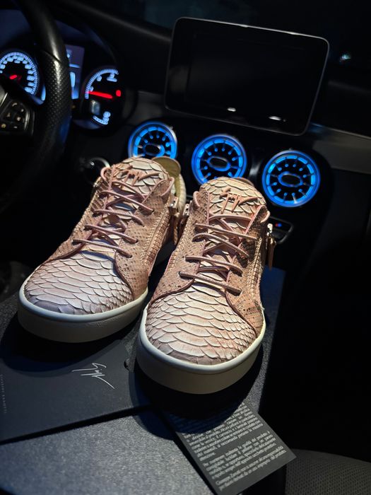 Женски обувки GIUSEPPE ZANOTTI 37