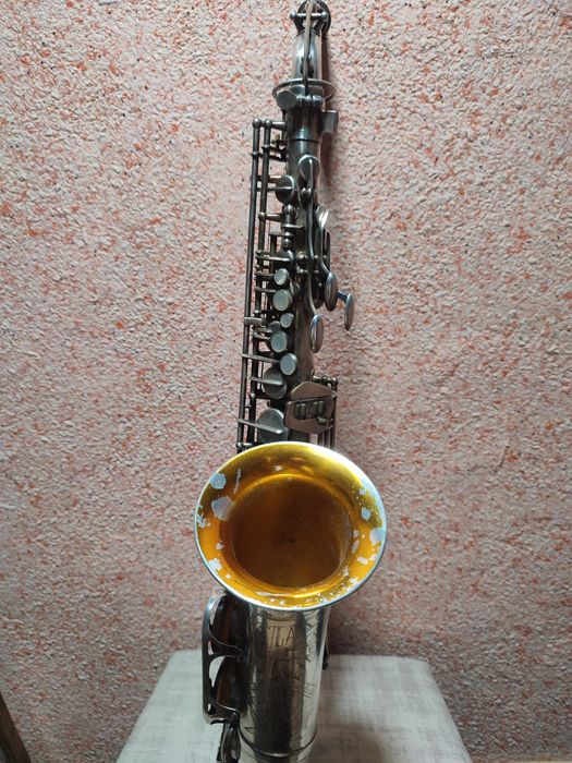 Саксофон альт Amati Deluxe