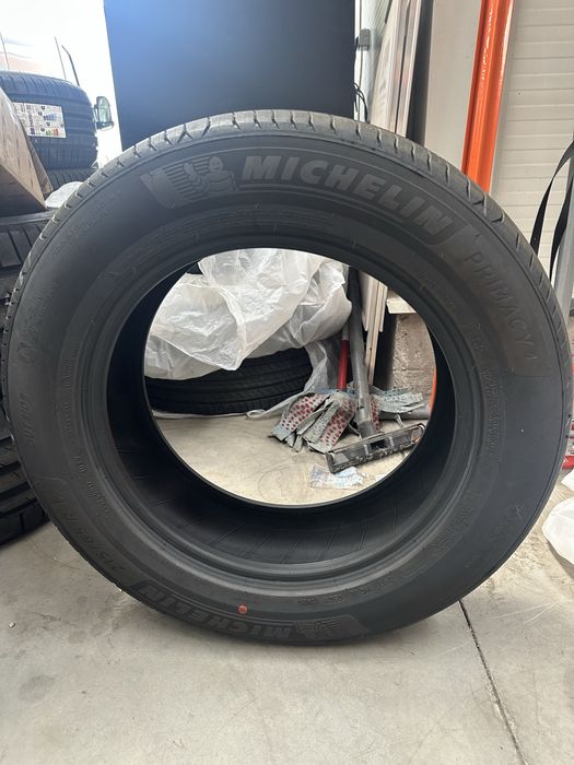 Anvelope Michelin primacy 4 , 215/65/17 anvelope vara DOT 3425