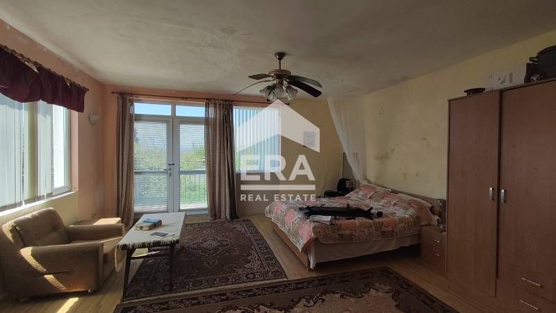Продава се Къща в с. Китка, Област Варна - 338 кв.м за 533 €/кв.м - Снимка #10