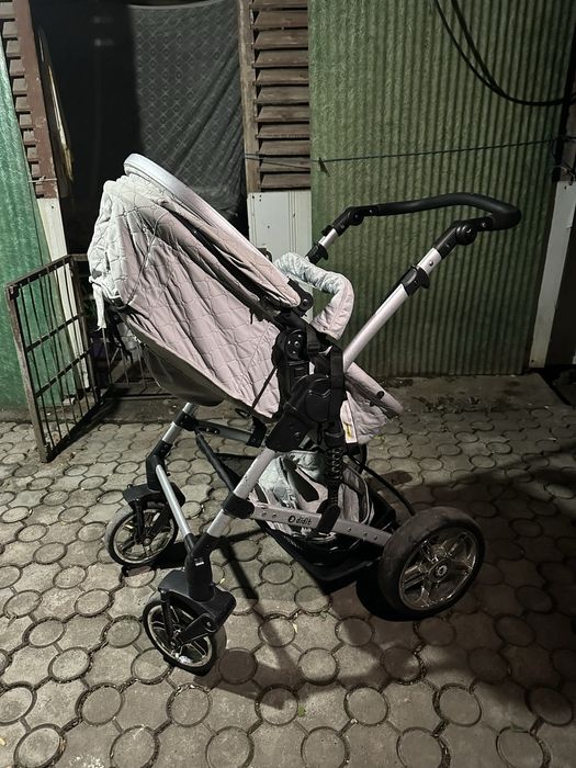 Srochniy kolyaska sotiladi ideal