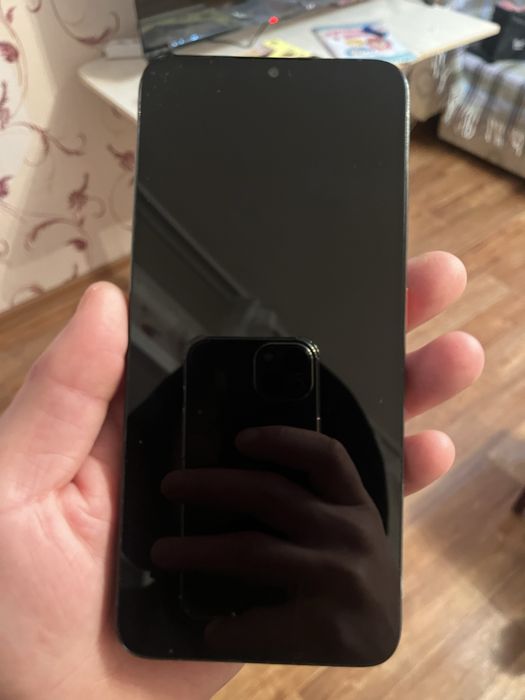 Продам новый телефон