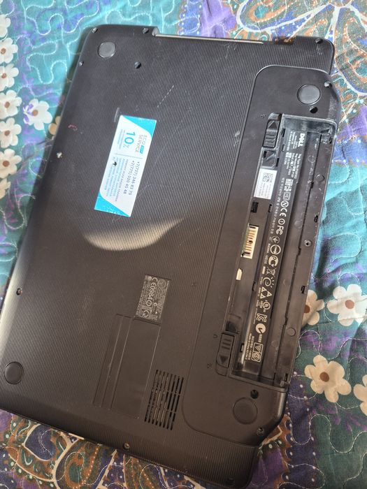Ноутбук dell inspiron