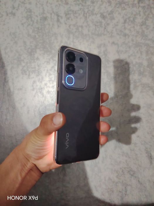 Vivo Y29 yangi telefon