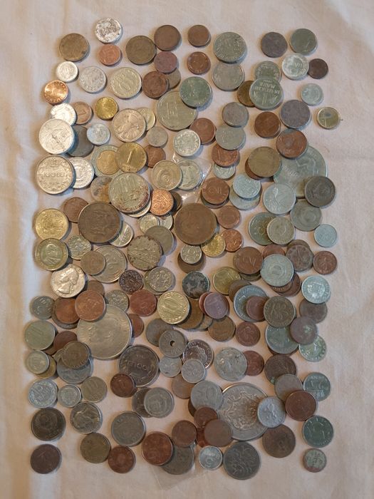 Lot monede și medalii comemorative