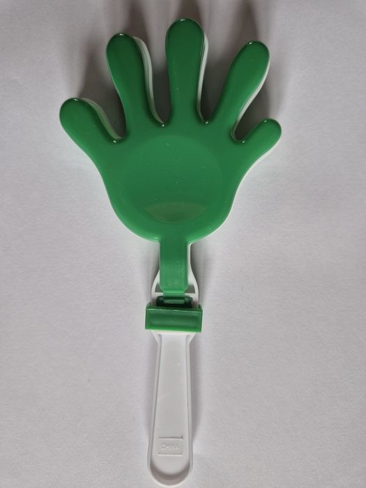 Manuta aplauze verde