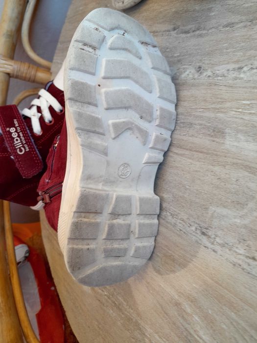 Запазени детски   обувки