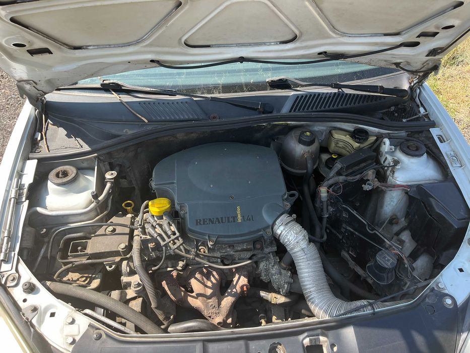 Dezmembrez Renault Clio Symbol facelift 2006 1,4 benzina alb