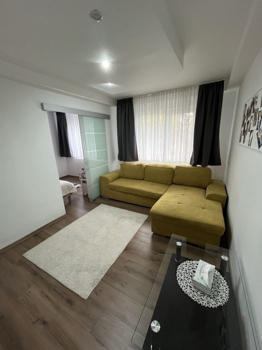 Arad   2 camere 73000 euro