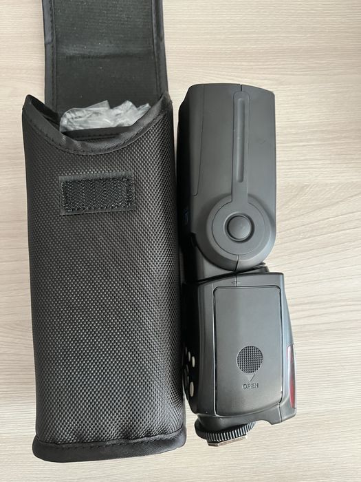 Продам вспышку для фотоаппарата