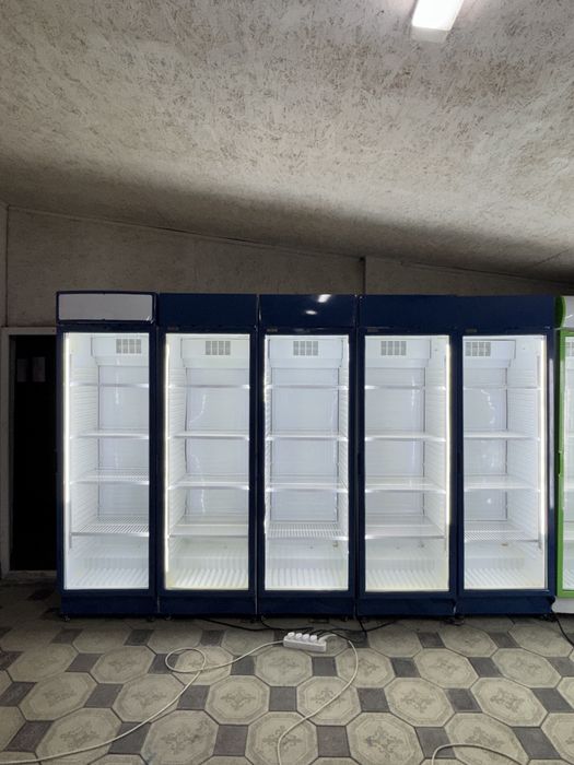 Продам витрины холодильники в хорошем состоянии