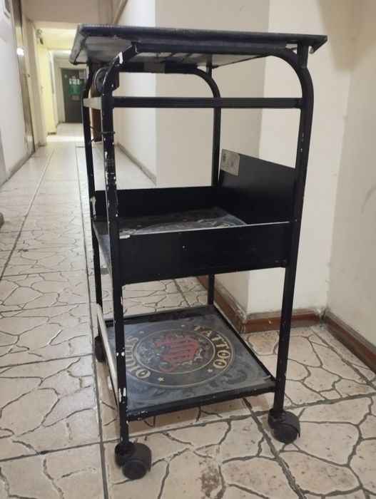 Помощник стол для мастеров