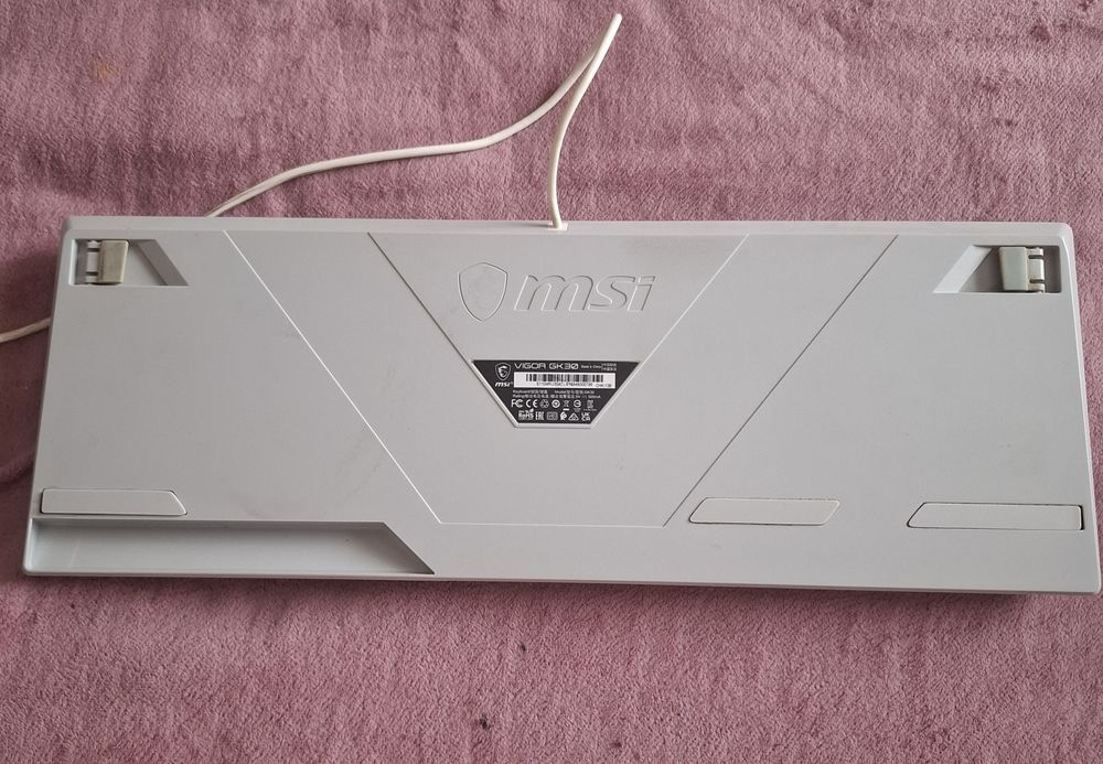 Продам клавиатуру на компьютер msi GK30