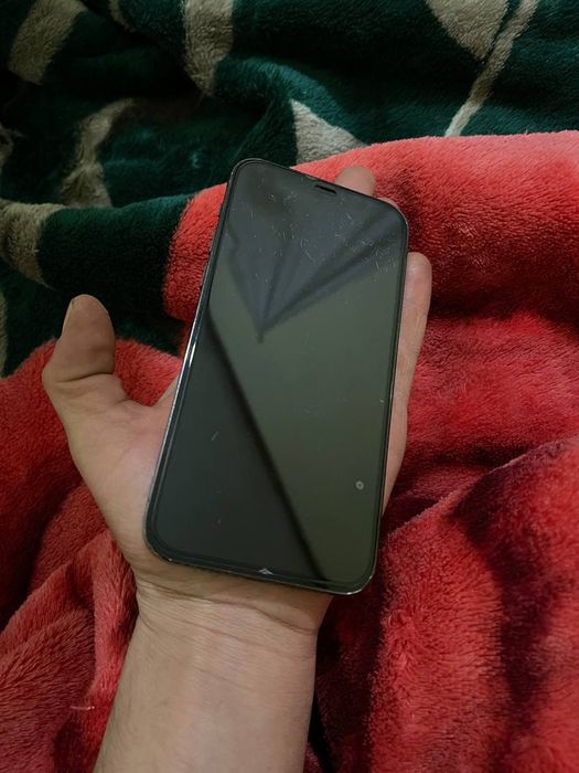 Ipxone 12pro aybi yoʻq hotrasi 256 talik hechqati alishmagan