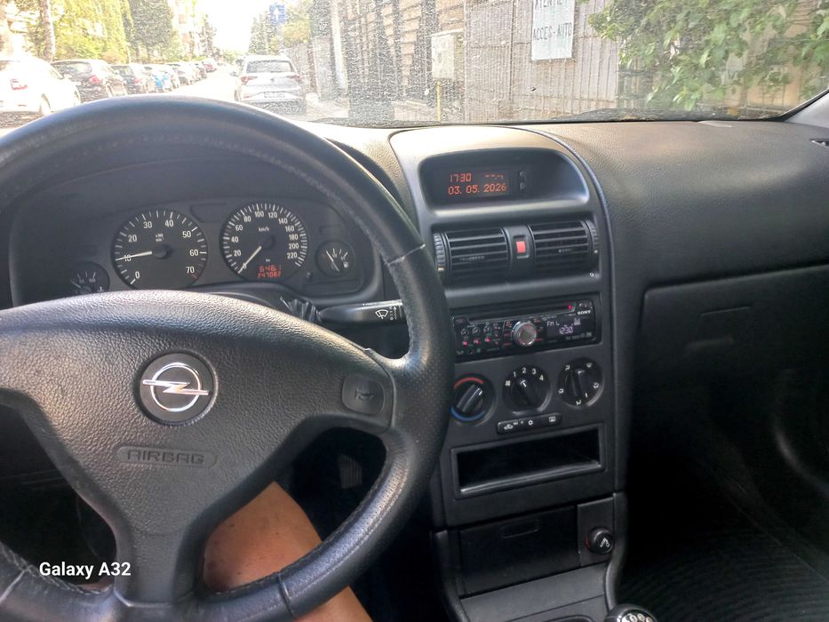 Opel Astra Classic II, an 2006