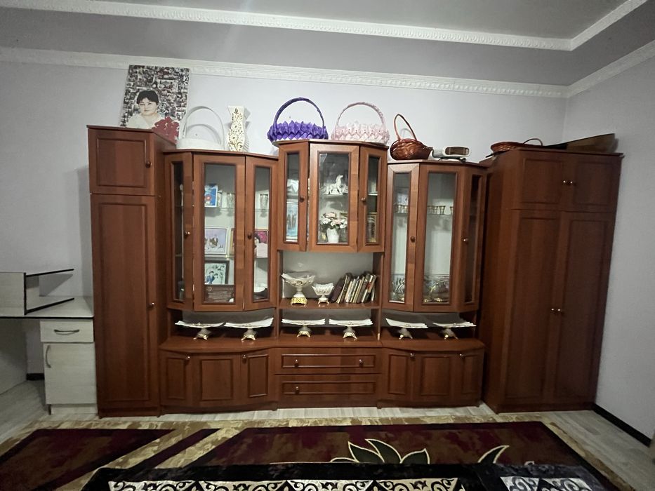 Продам стенка цена догавримся
