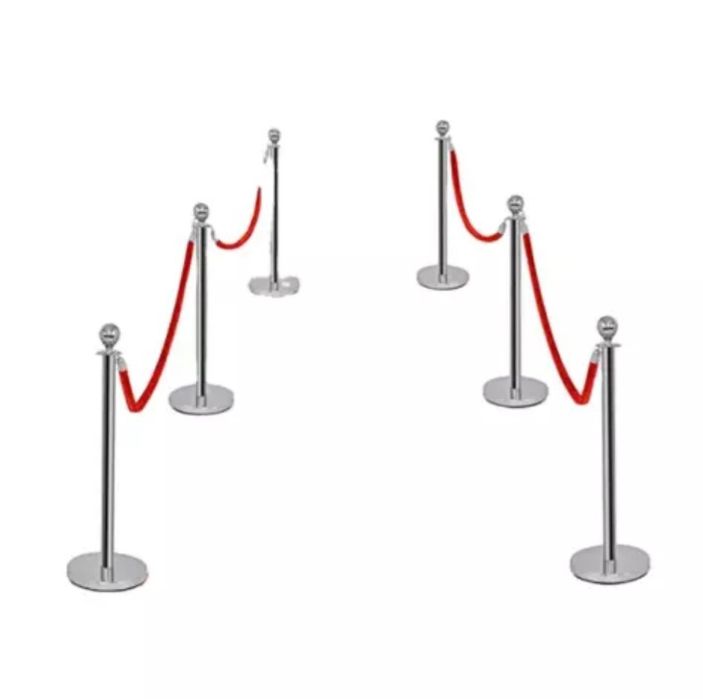 Стойки с лентой Президентские ленточные ограждения Красная дорожка