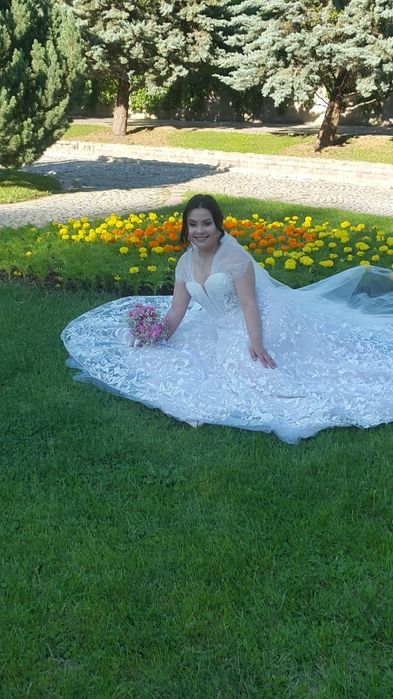 Продаю свадебное платье