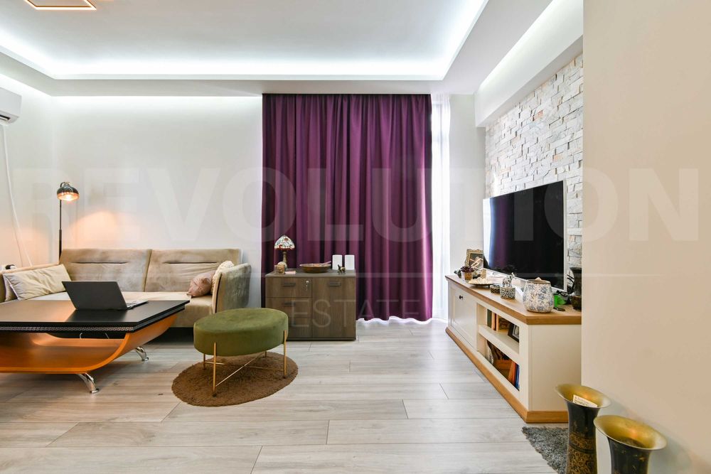 Продава се Тристаен апартамент в София, Малинова долина - 111 кв.м за 2253 €/кв.м - Снимка #2