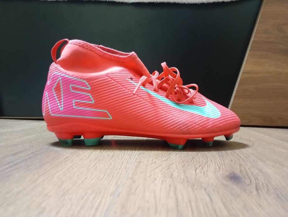 Продавам бутонки Nike