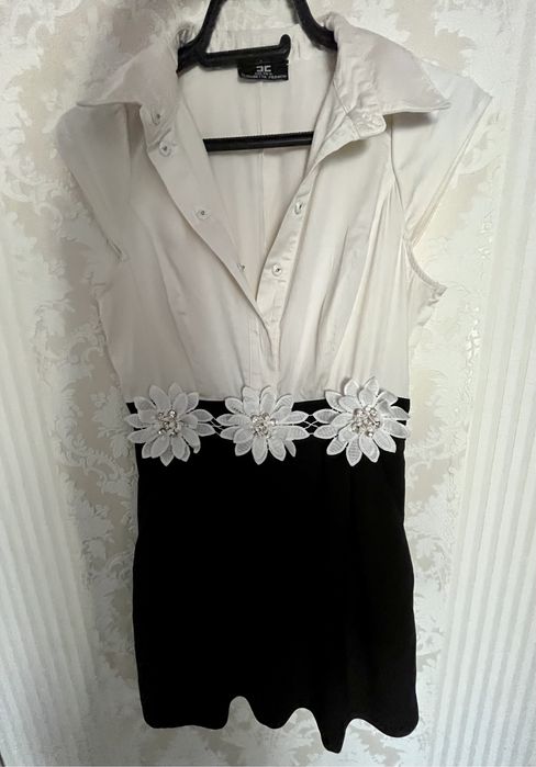 Рокля Elisabetta Franchi + подарък чанта клъч