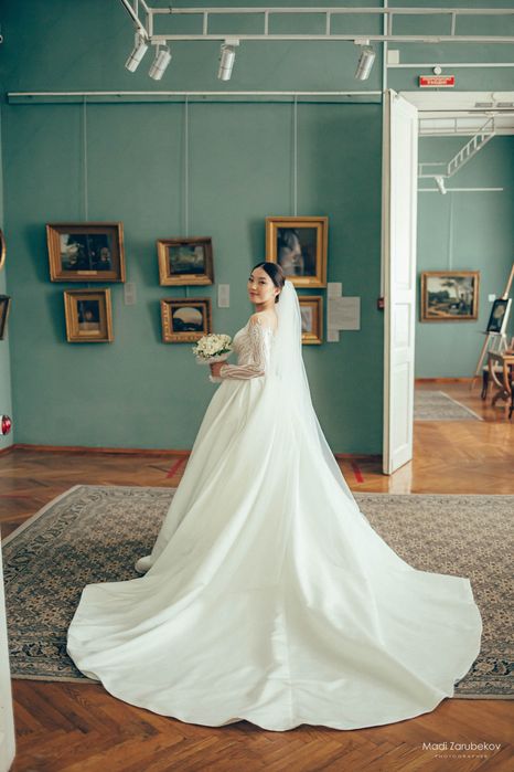 Свадебное платье