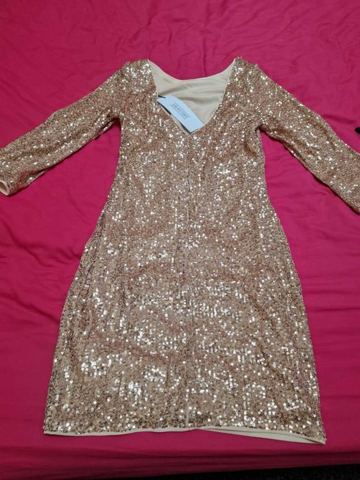 Официална нова лъскава рокля