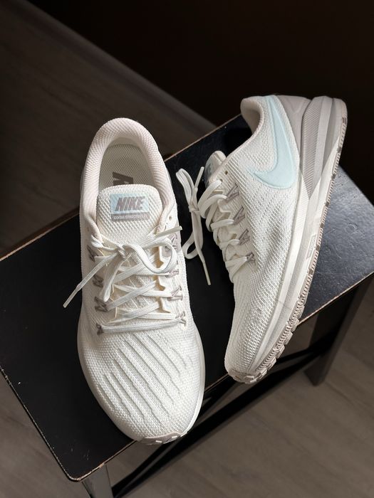 Кроссовки Reebok и Nike оригинал
