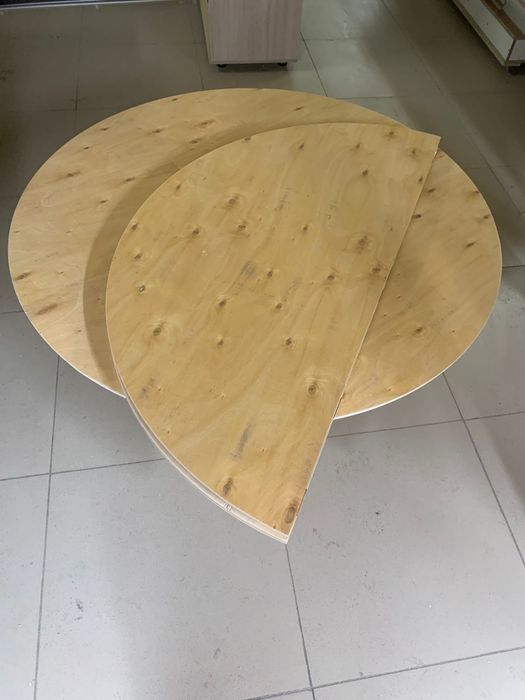 Круглые казахские столы