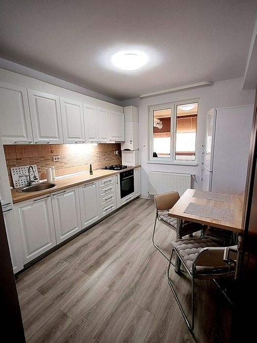 Apartament 2 camere/ 2 bai 80 mp Cartier Tei