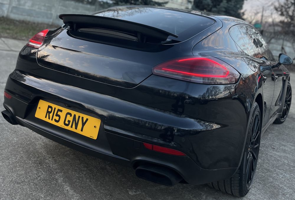 Porsche Panamera - Face•Lift - 2014 - 3.0 Diesel V6 - 300 CP -