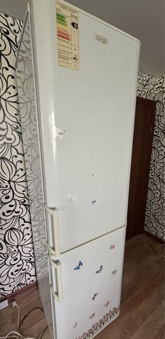 Продам холодильник