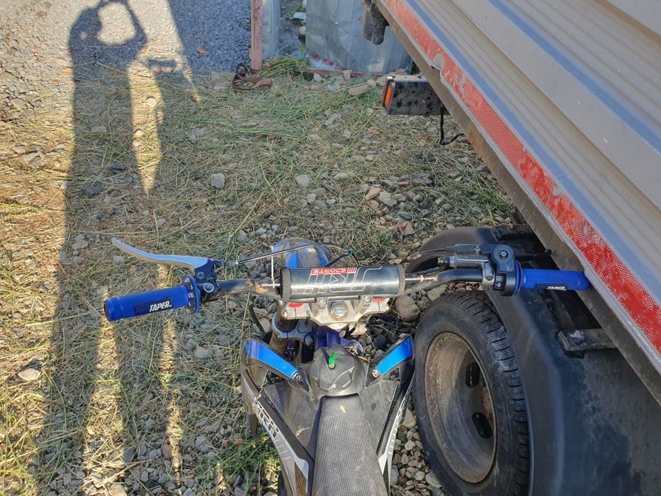 Vând cross 125 cc